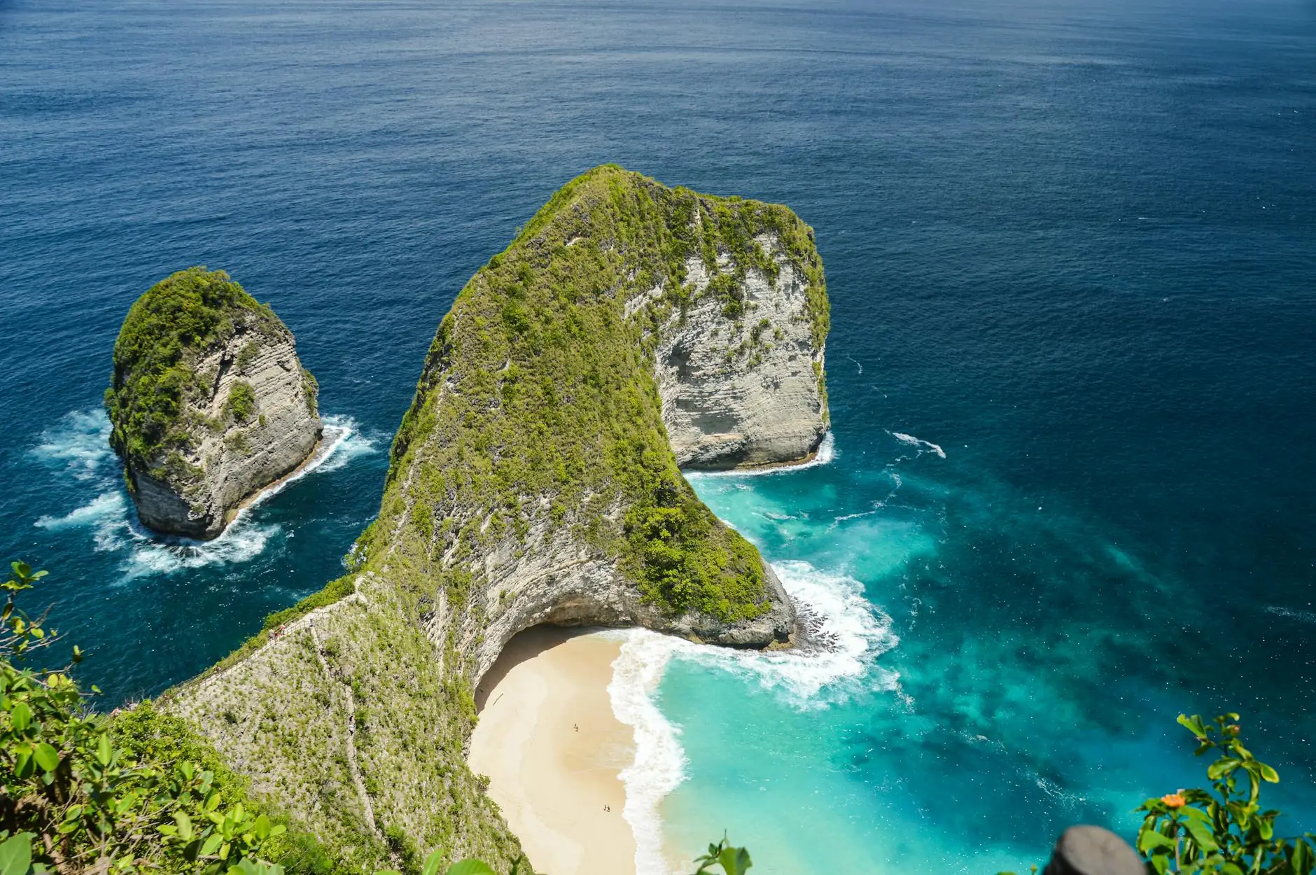 Nusa Penida day tour packages offer stunning island views and exciting activities.
